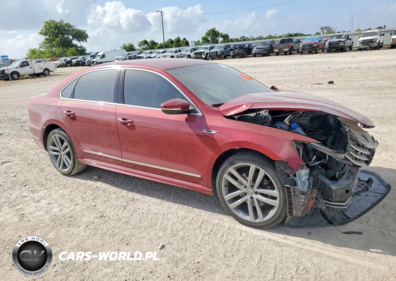 2017 Volkswagen Passat R-Line VIN:1VWDT7A38HC060593 - 4