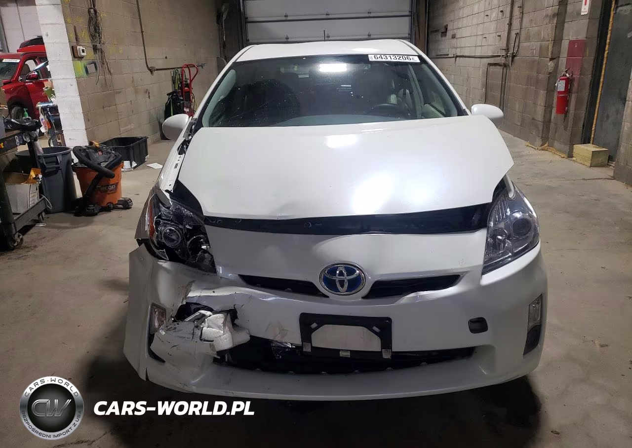 2011 Toyota Prius Two VIN:JTDKN3DU1B1408741 - 5