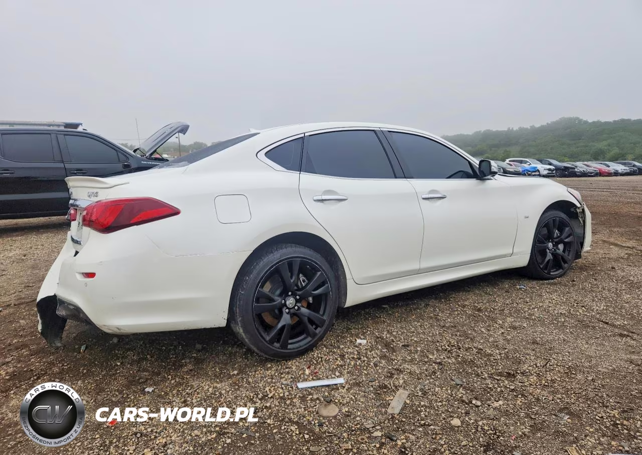 2018 Infiniti Q70 5.6 Luxe VIN:JN1AY1AR3JM120002 - 3