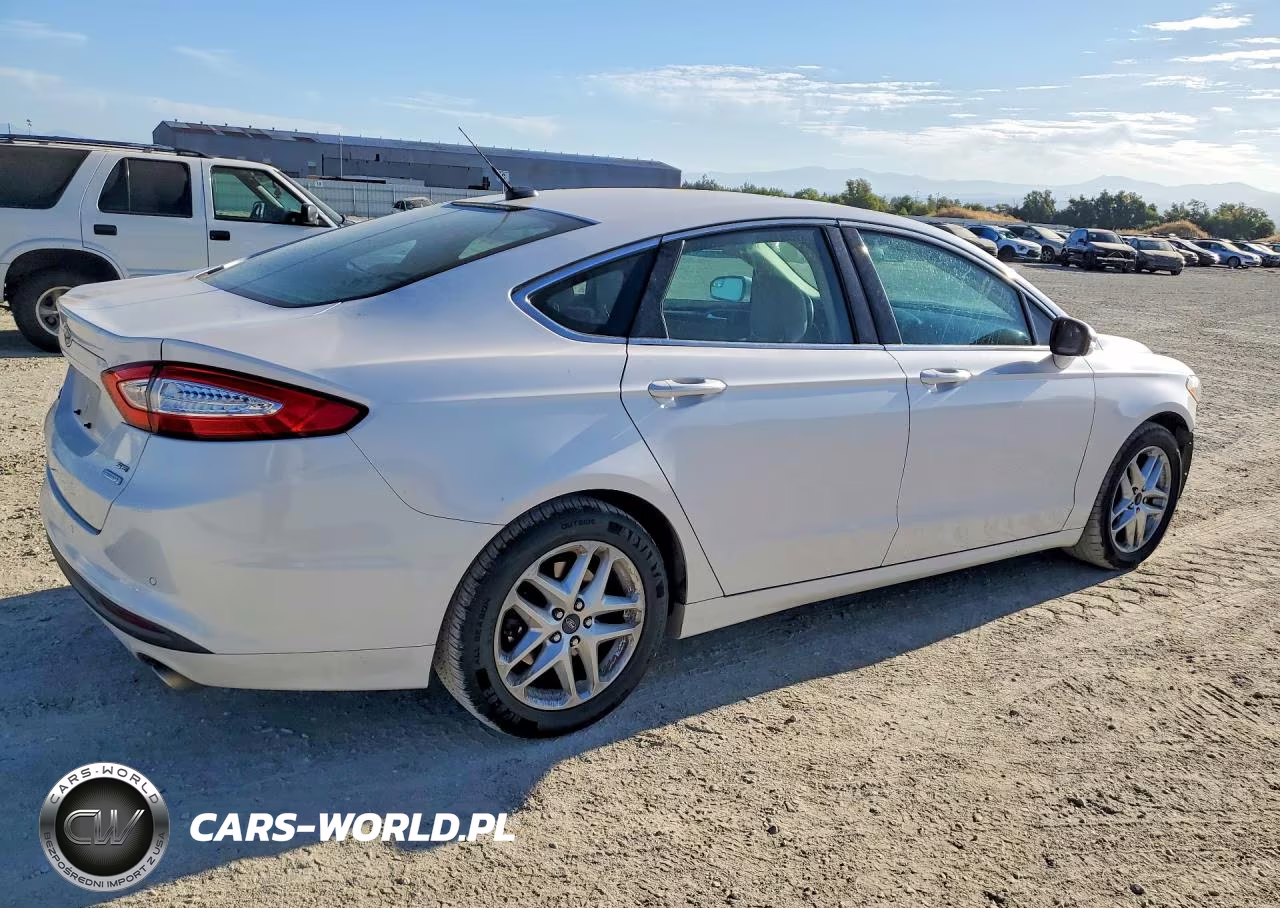 2014 Ford Fusion Se VIN:3FA6P0HD6ER212184 - 3