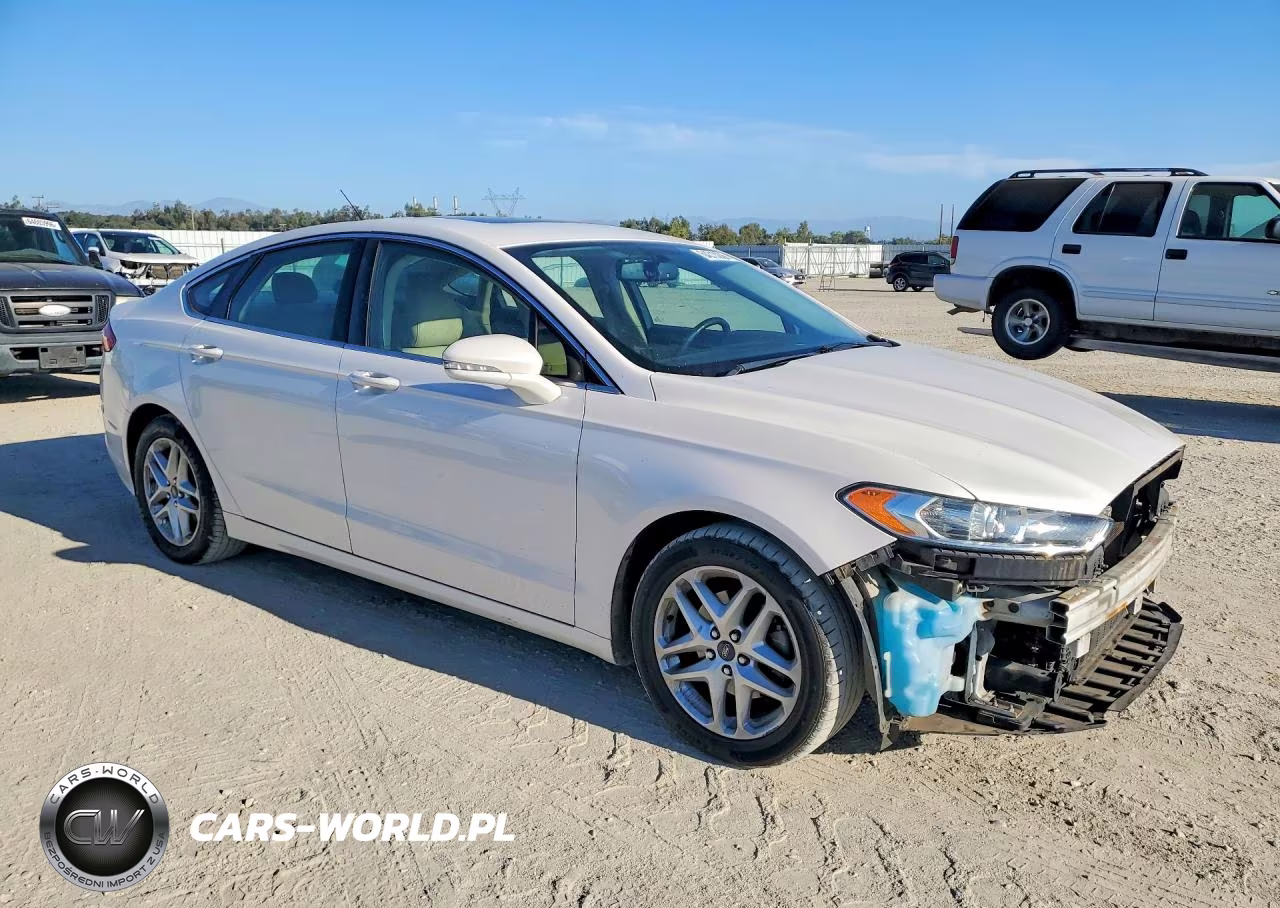 2014 Ford Fusion Se VIN:3FA6P0HD6ER212184 - 4