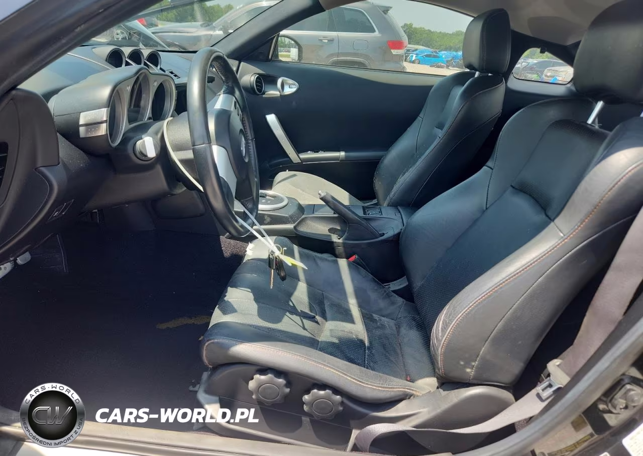 2005 Nissan 350Z Base VIN:JN1AZ34D15M606404 - 7