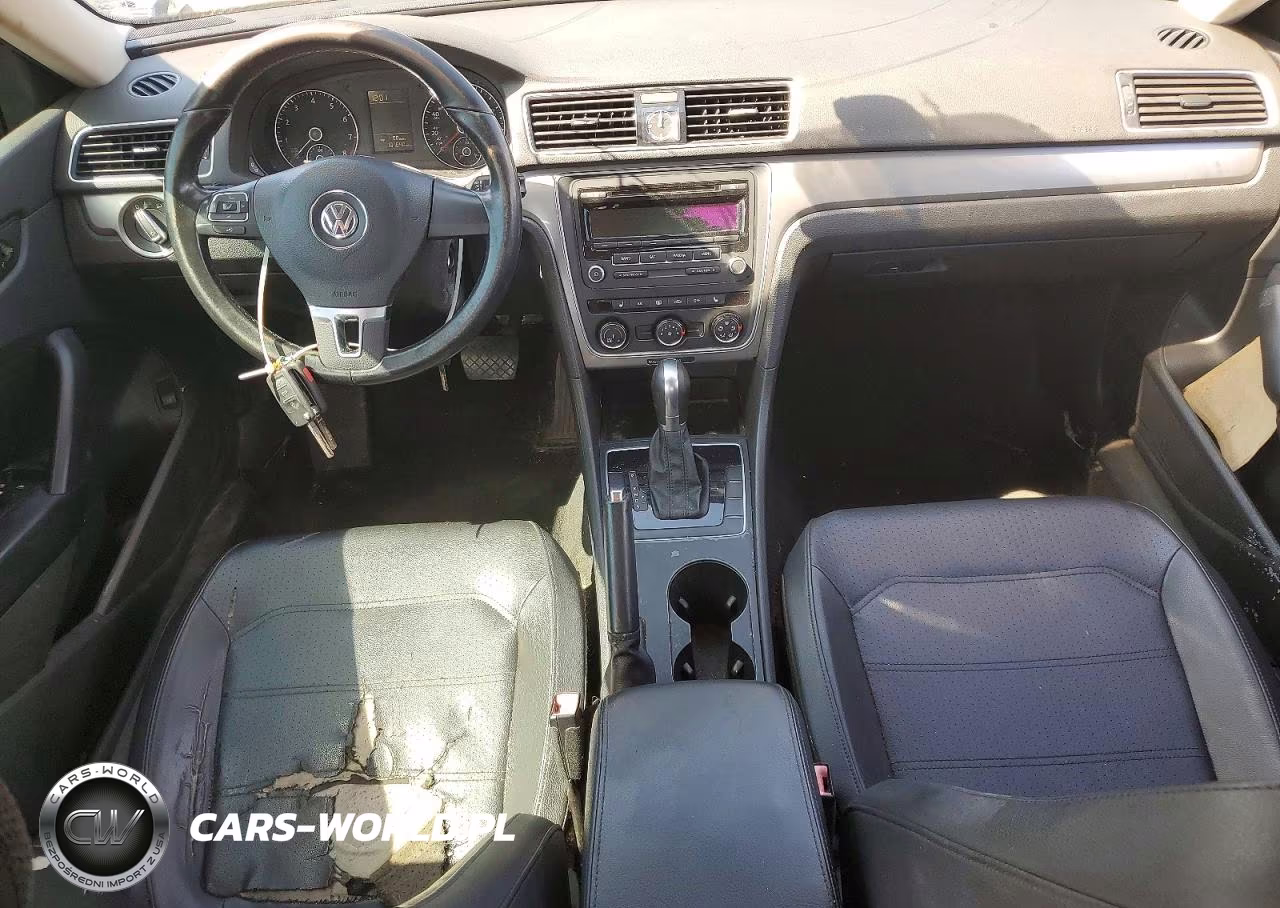 2015 Volkswagen Passat S VIN:1VWAT7A32FC031901 - 8