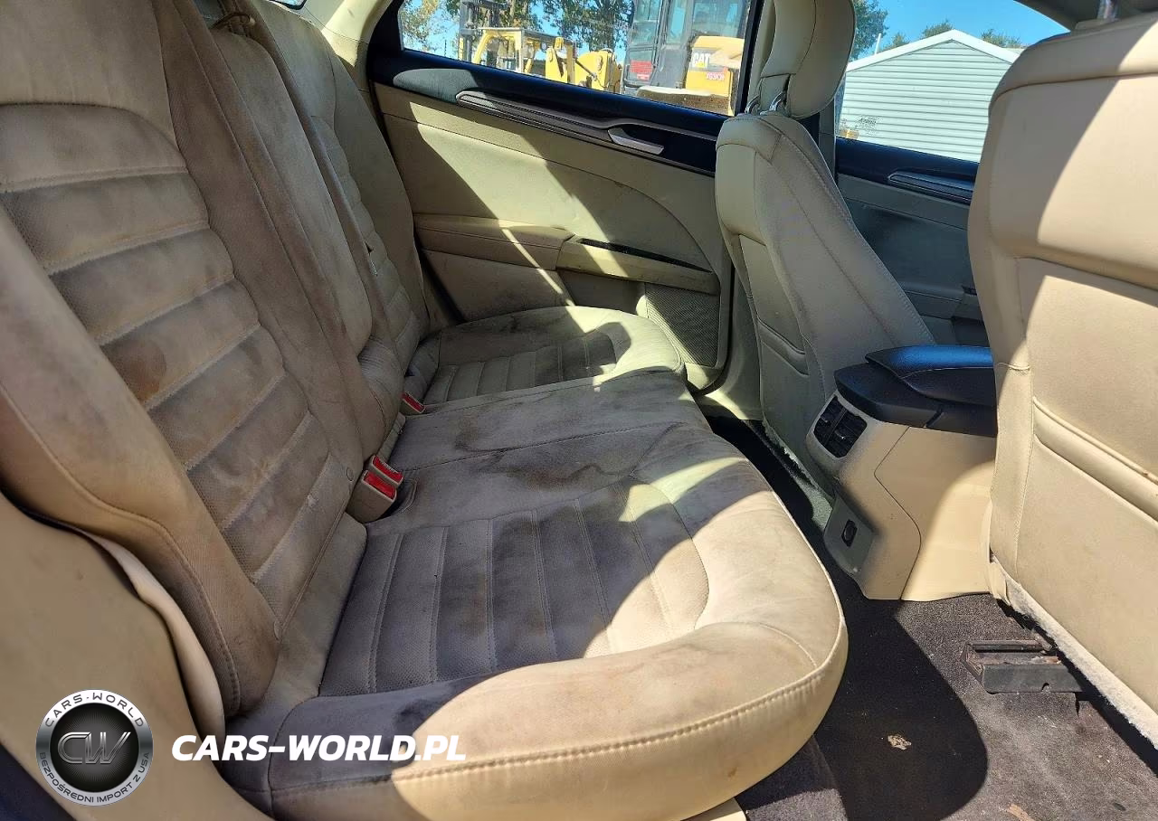 2015 Ford Fusion Se VIN:3FA6P0H70FR143827 - 10