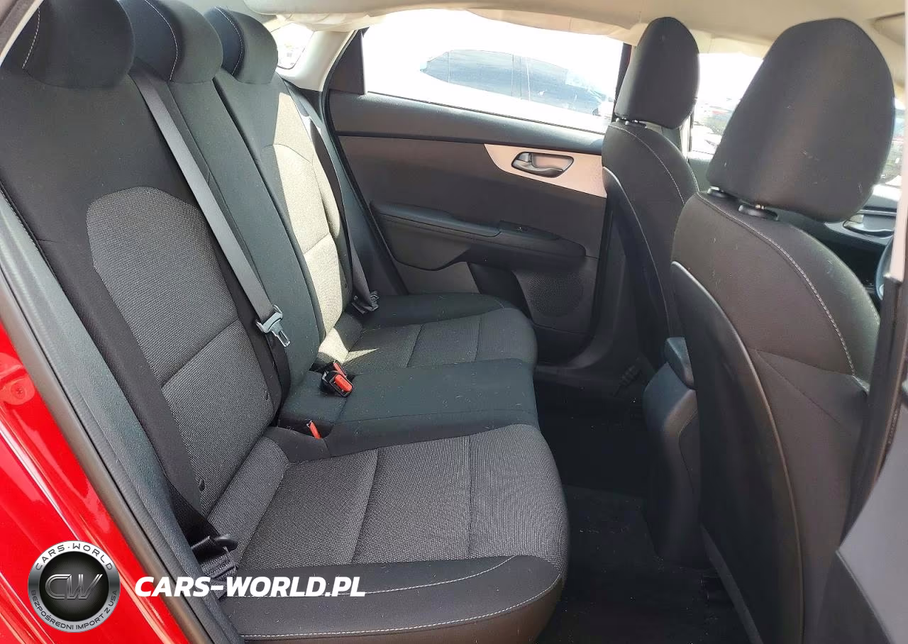 2022 Kia Forte Lxs VIN:3KPF24AD4NE447913 - 10