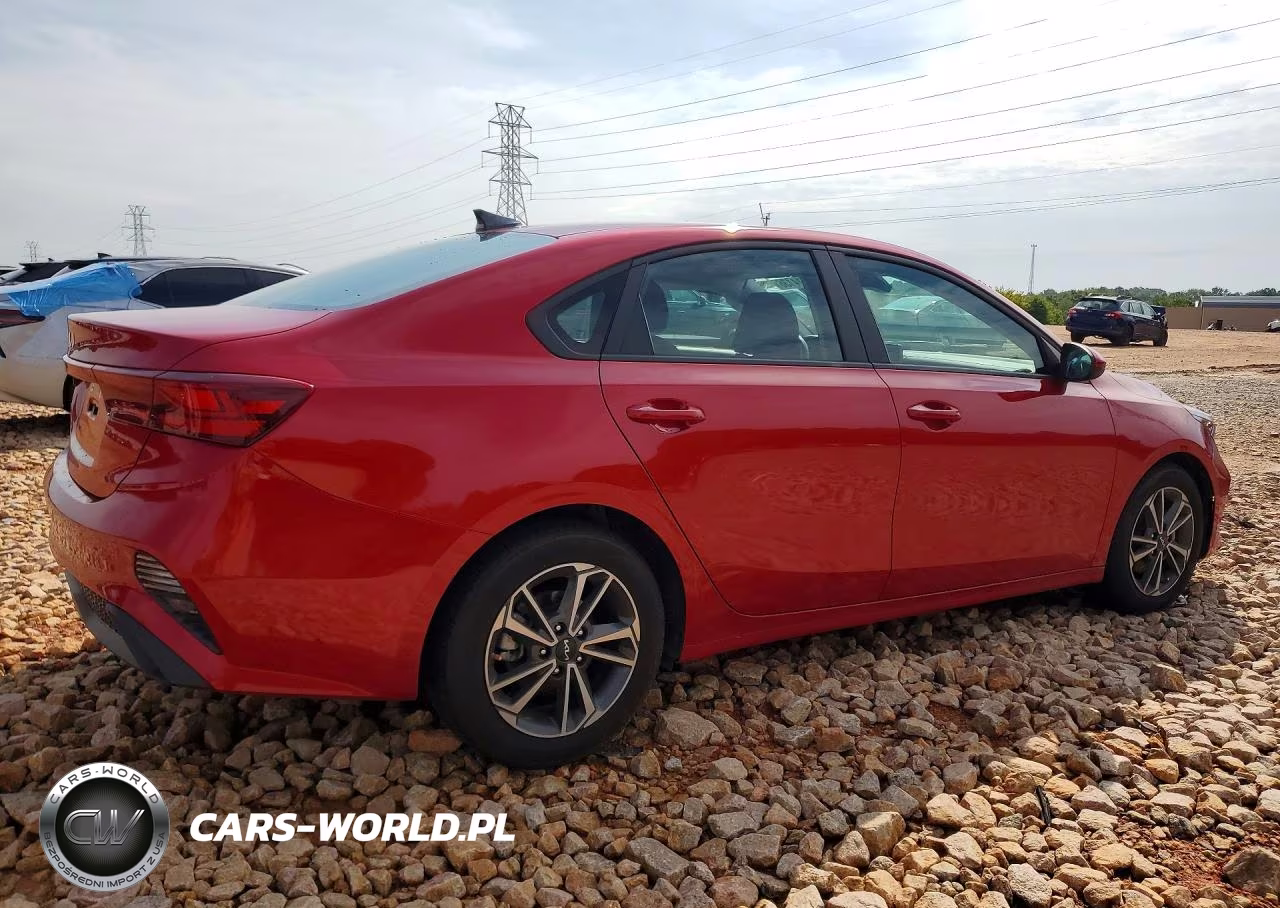 2022 Kia Forte Lxs VIN:3KPF24AD4NE447913 - 3
