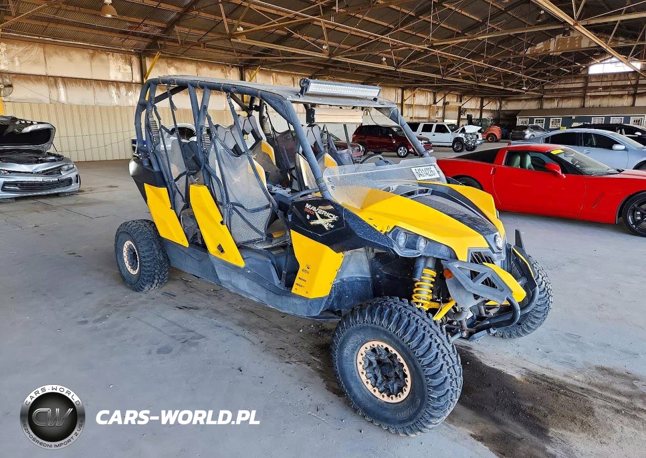 2014 Can-Am Maverick X Utility Vehicle