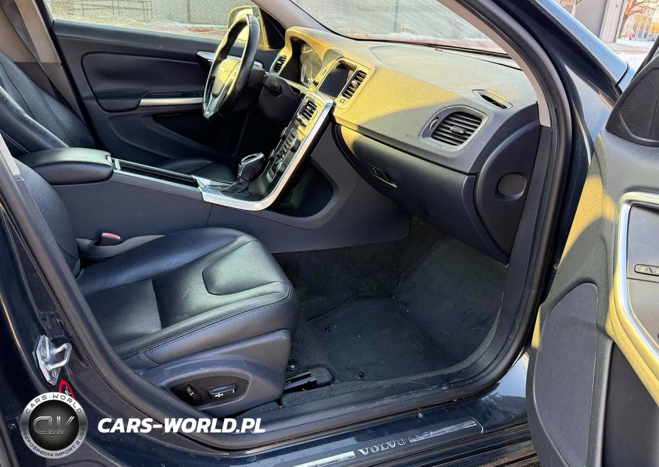 2015 Volvo S60 Premier VIN:YV140MFB3F1308889 - 5