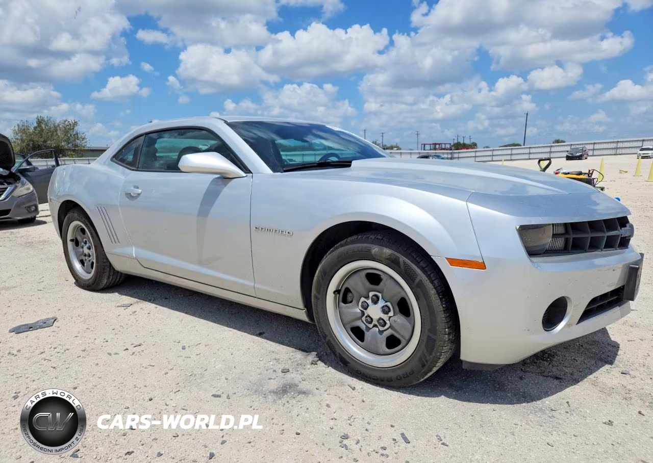 2010 Chevrolet Camaro Ls VIN:2G1FA1EVXA9162624 - 4