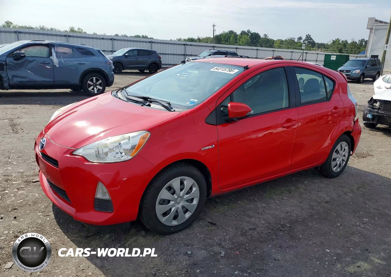 2014 Toyota Prius C Two