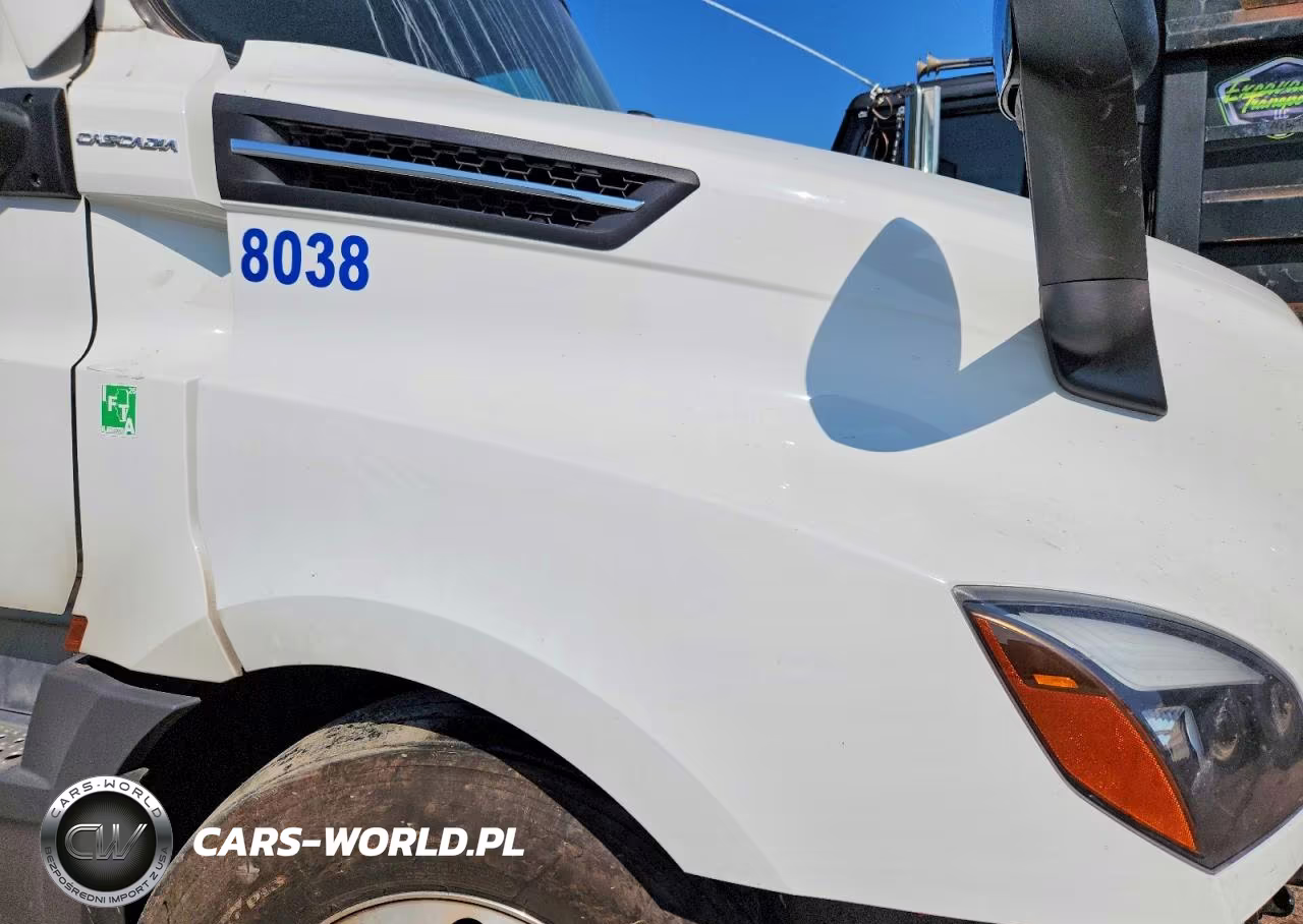 2026 Freightliner Cascadia Semi Truck VIN:3AKJHHDR6TSWM4297 - 11