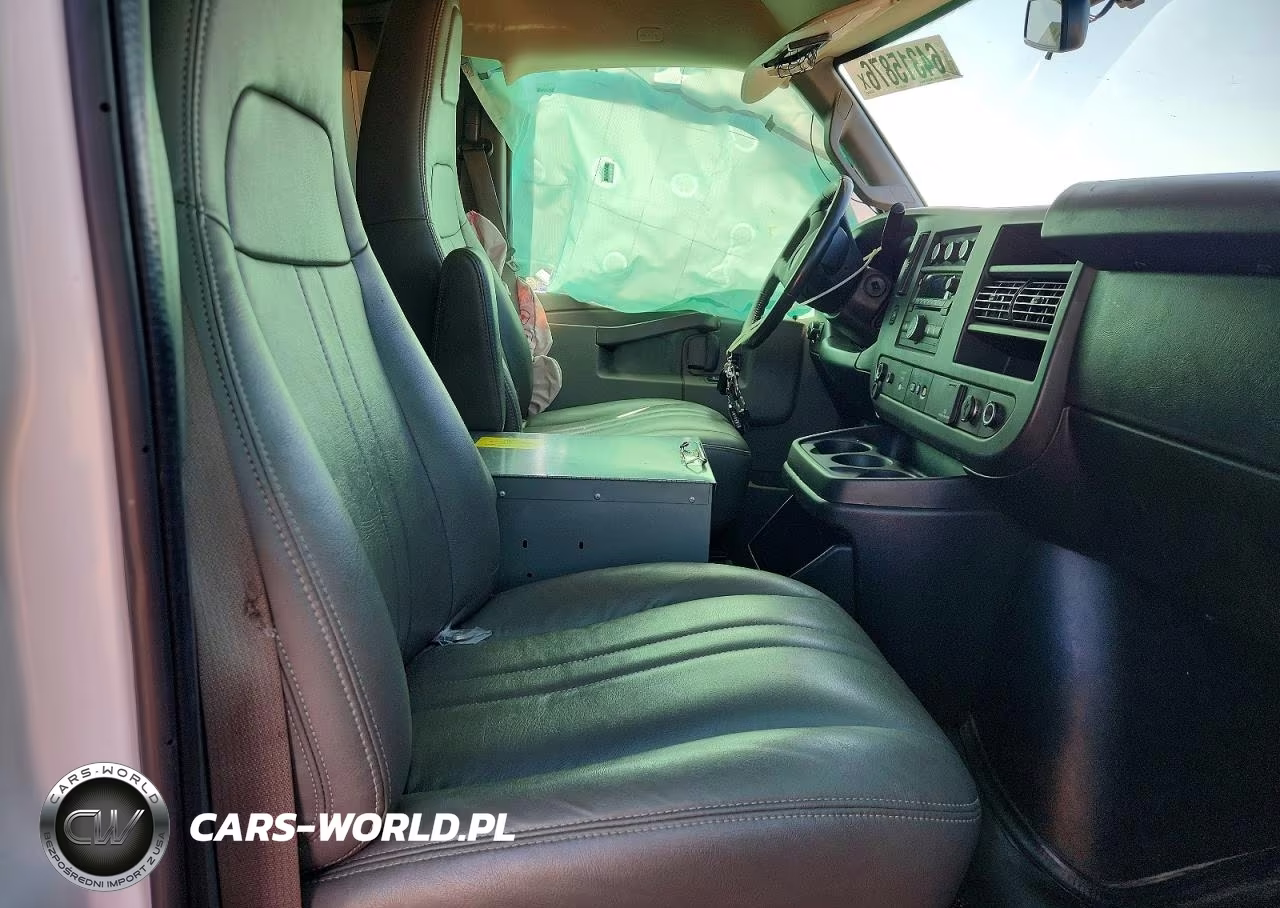 2020 GMC Savana G2500 VIN:1GTW7BFG6L1250640 - 7