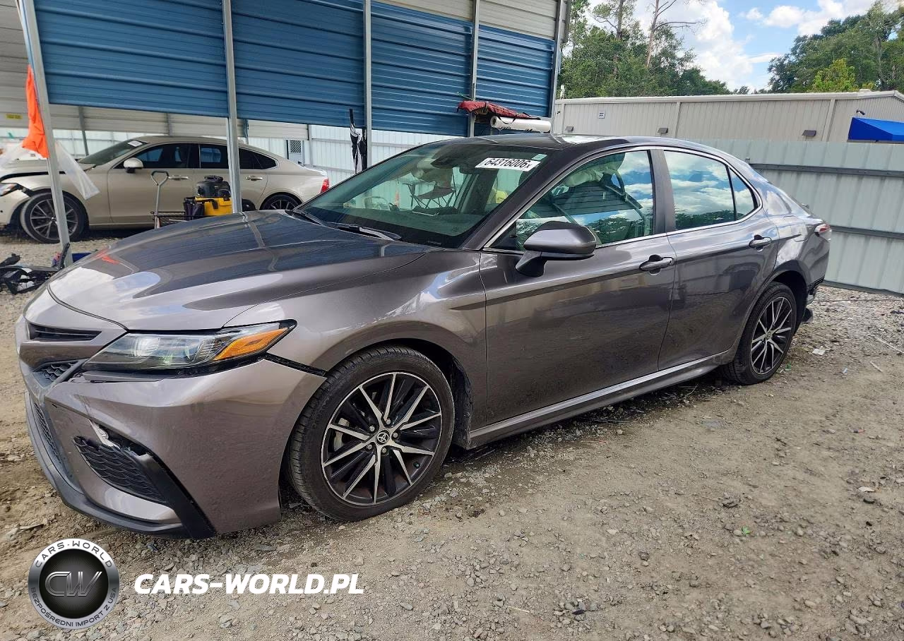 2021 Toyota Camry Se – zdjęcie 1 z 13