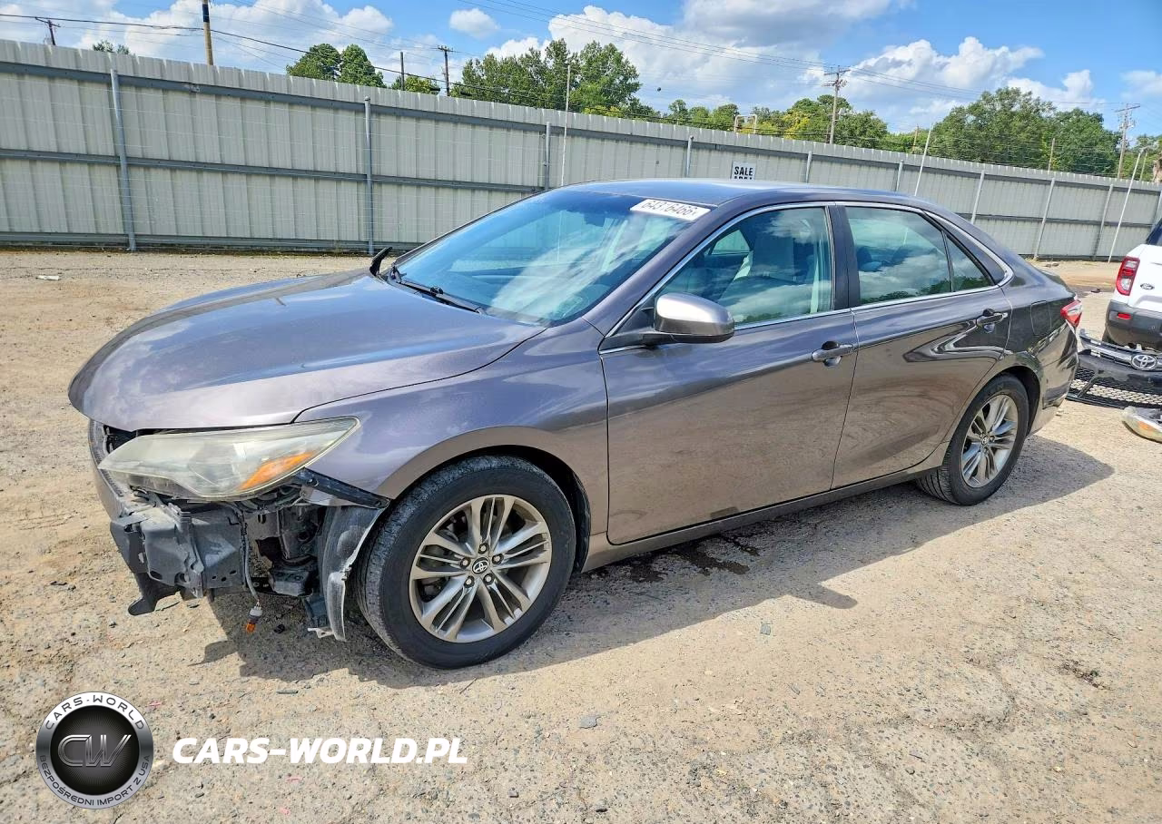 2016 Toyota Camry Se – zdjęcie 1 z 13