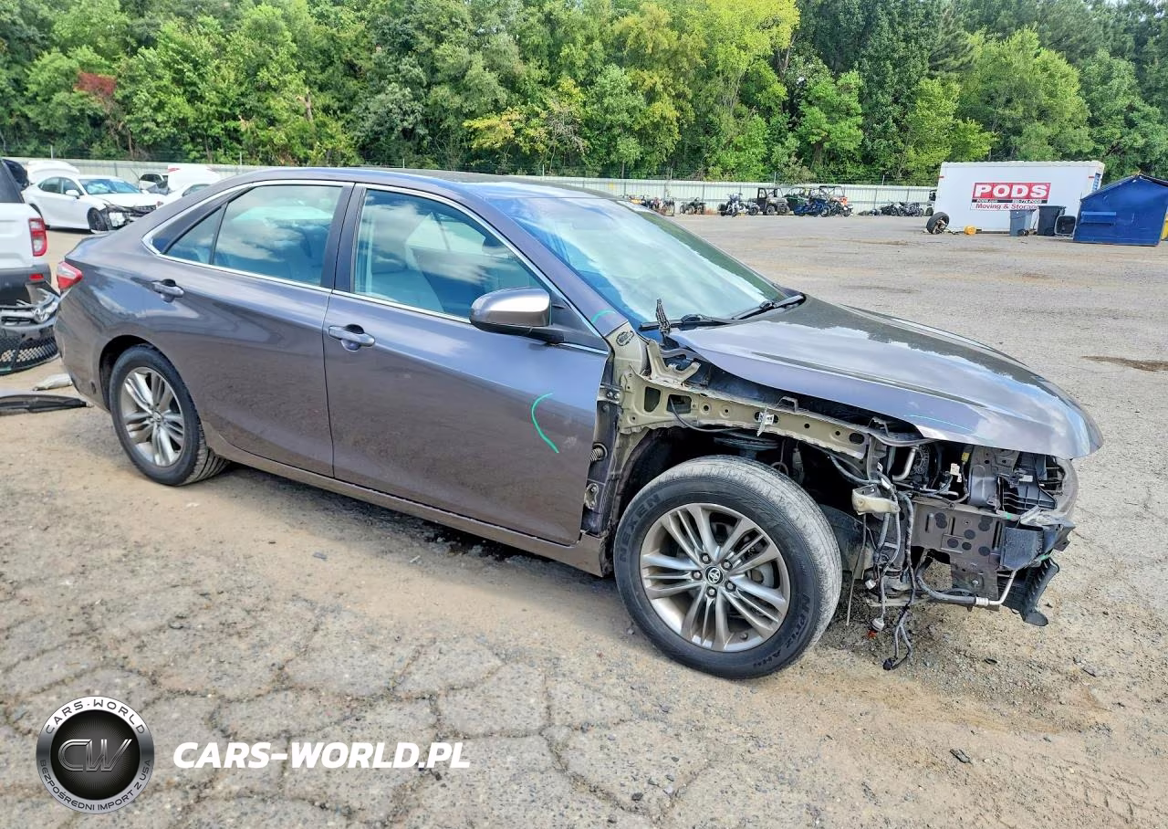 2016 Toyota Camry Se VIN:4T1BF1FK0GU189981 - 4