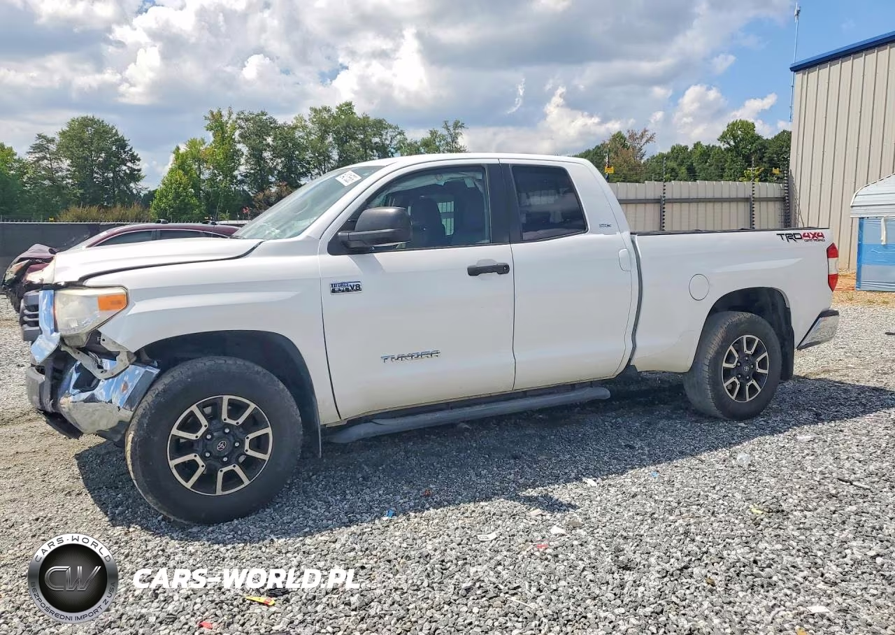 2015 Toyota Tundra Sr5