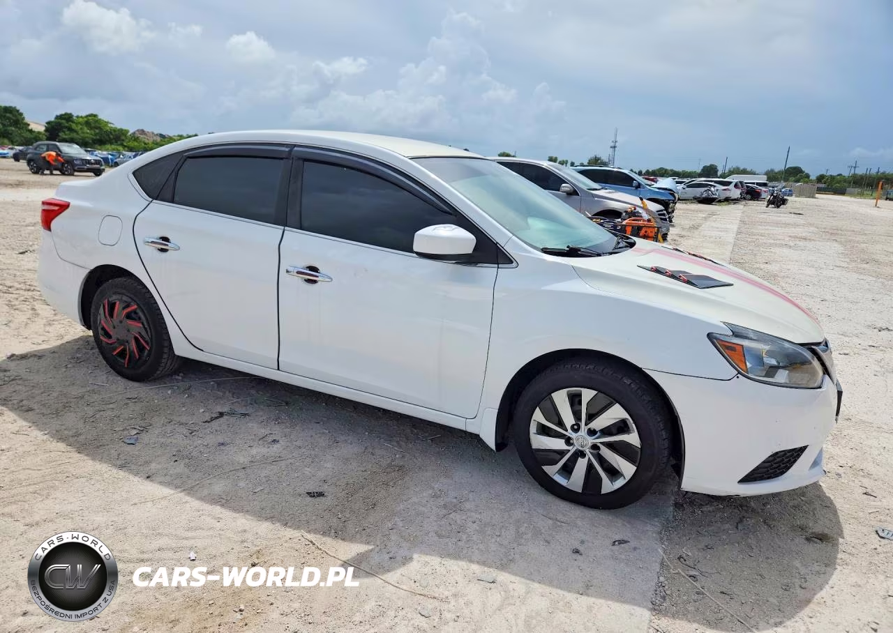 2016 Nissan Sentra S VIN:3N1AB7APXGY306354 - 4