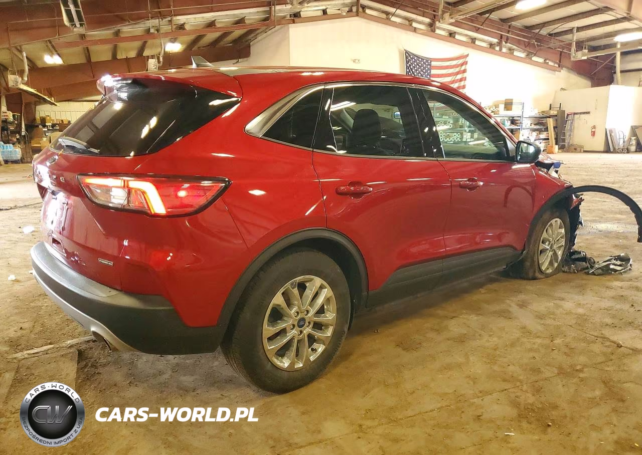 2022 Ford Escape Se VIN:1FMCU9BZ9NUA17795 - 3