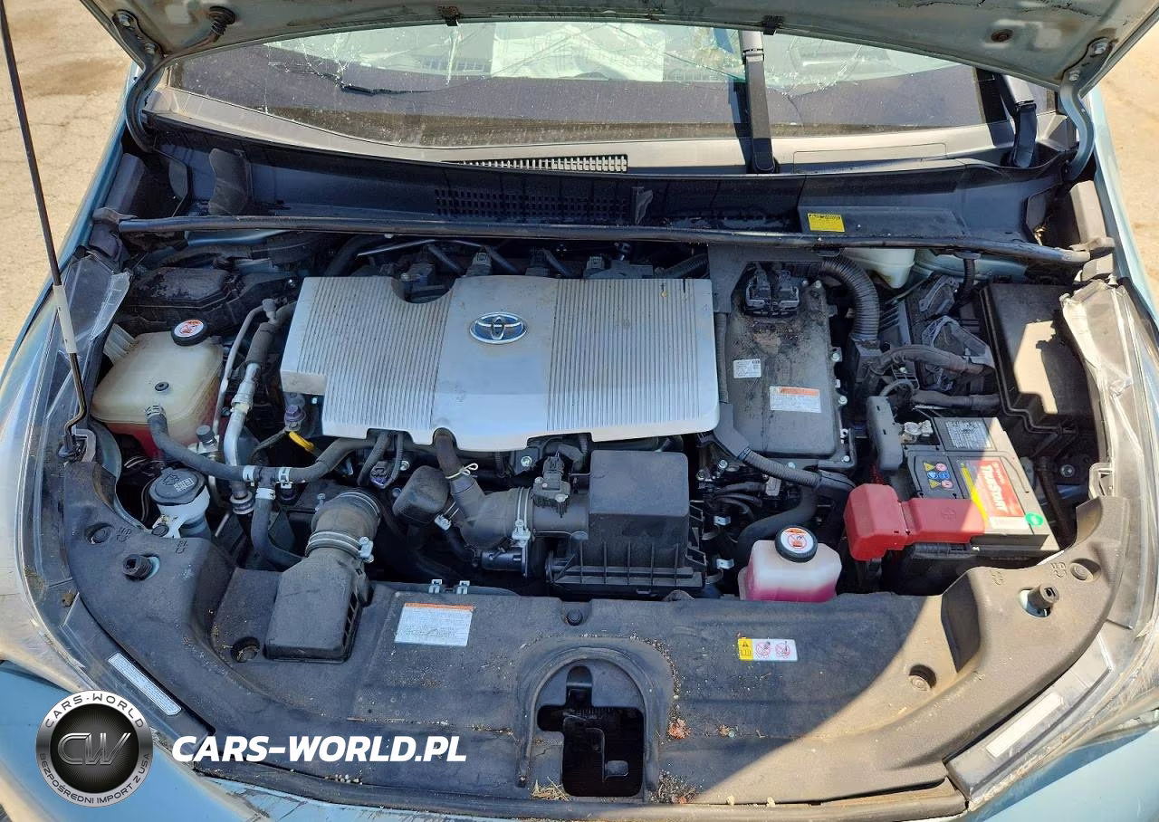 2018 Toyota Prius VIN:JTDKARFU2J3545671 - 11