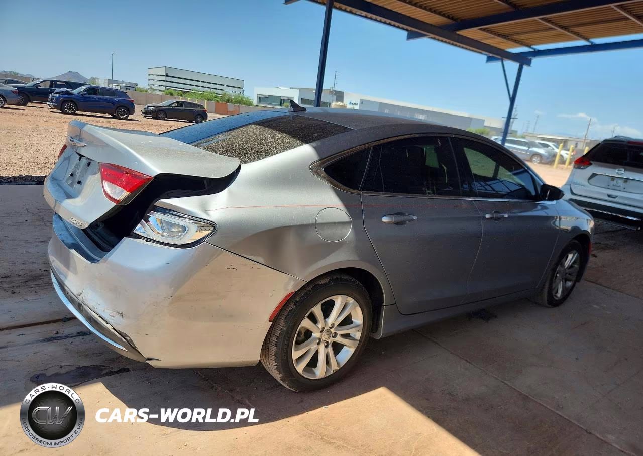 2015 Chrysler 200 Limited VIN:1C3CCCAB2FN646260 - 3