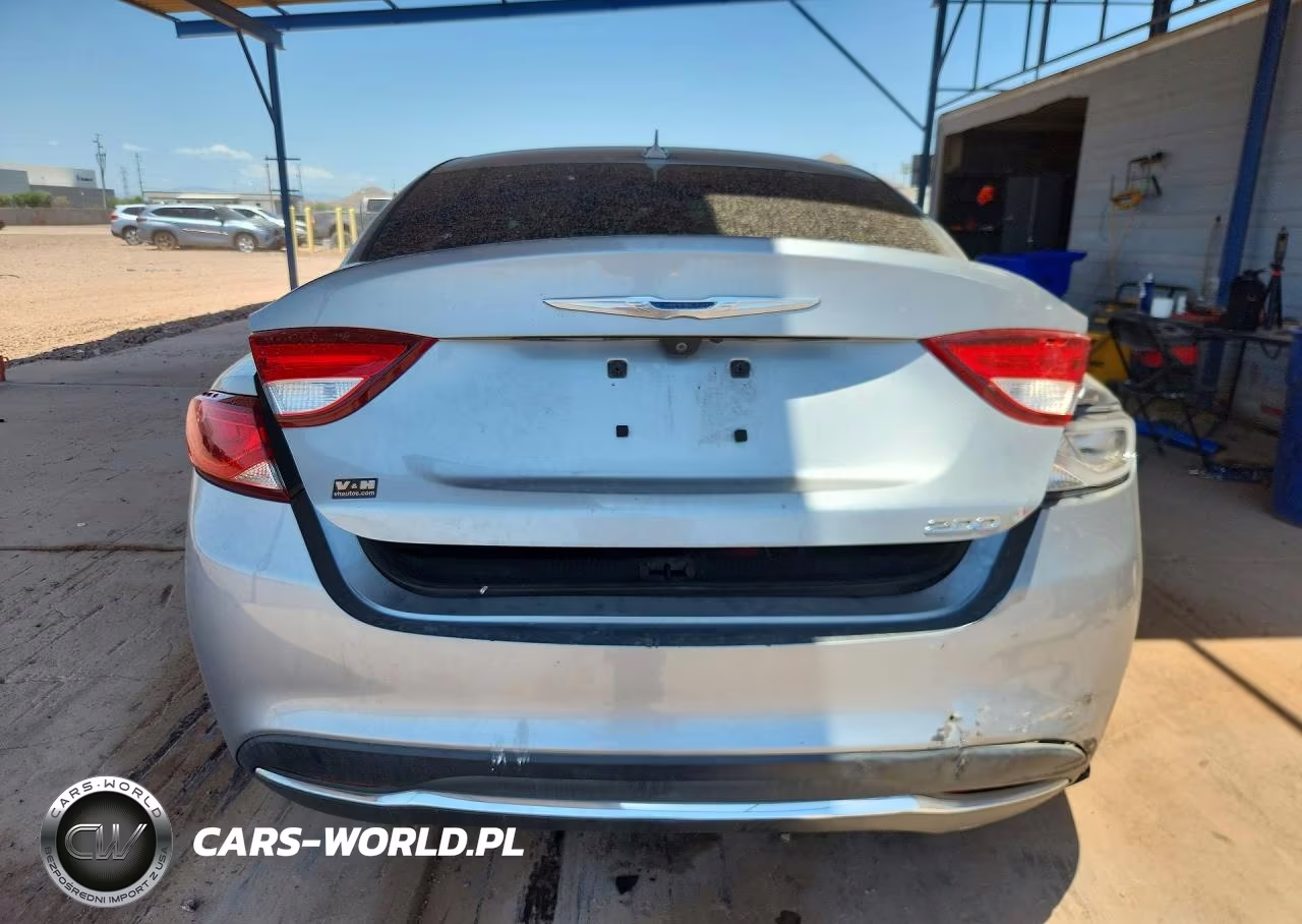 2015 Chrysler 200 Limited VIN:1C3CCCAB2FN646260 - 6