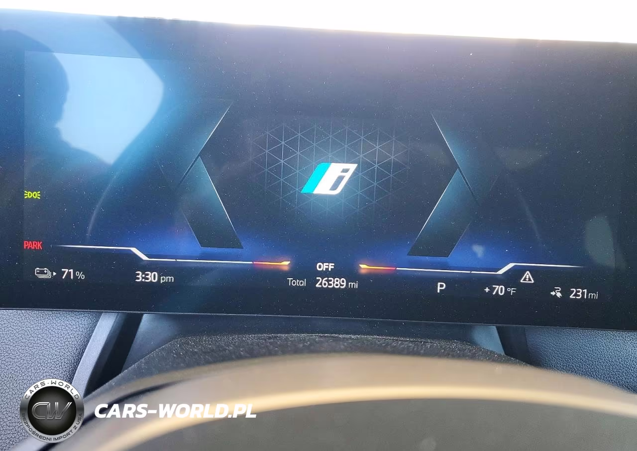 2024 BMW Ix xDrive50 VIN:WB523CF02RCP08248 - 9