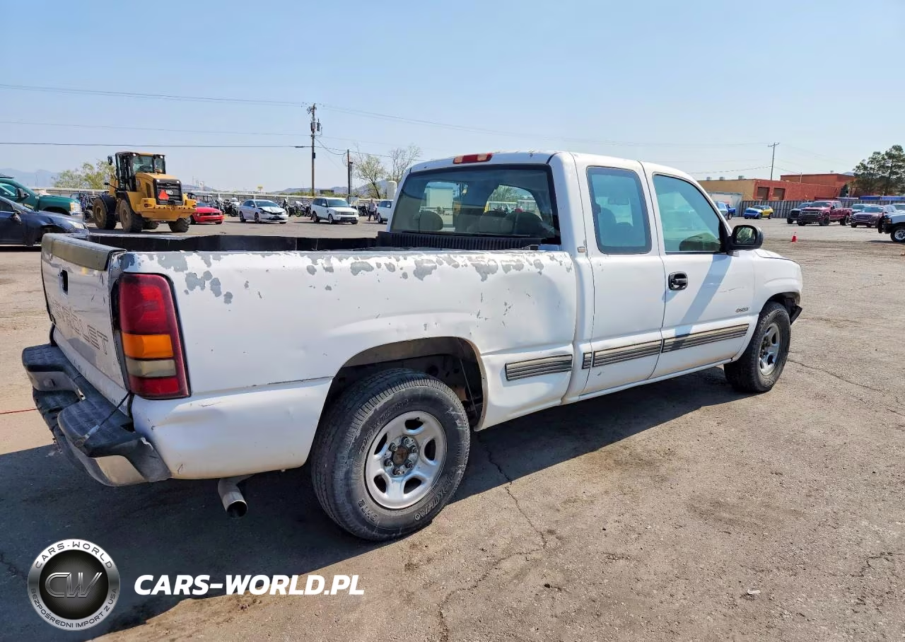 2000 Chevrolet Silverado C1500 VIN:2GCEC19W1Y1310863 - 3