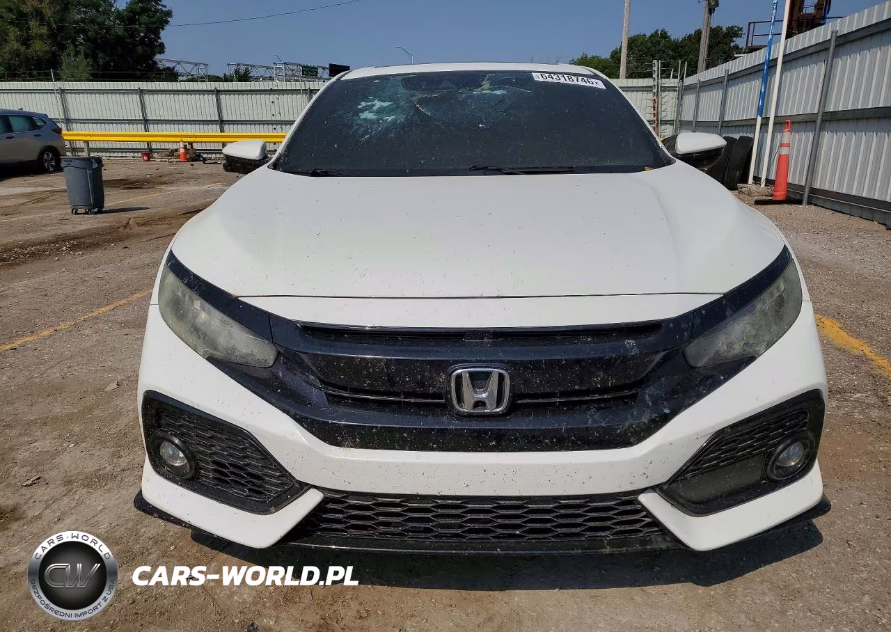 2018 Honda Civic Sport Touring VIN:SHHFK7H95JU225662 - 5