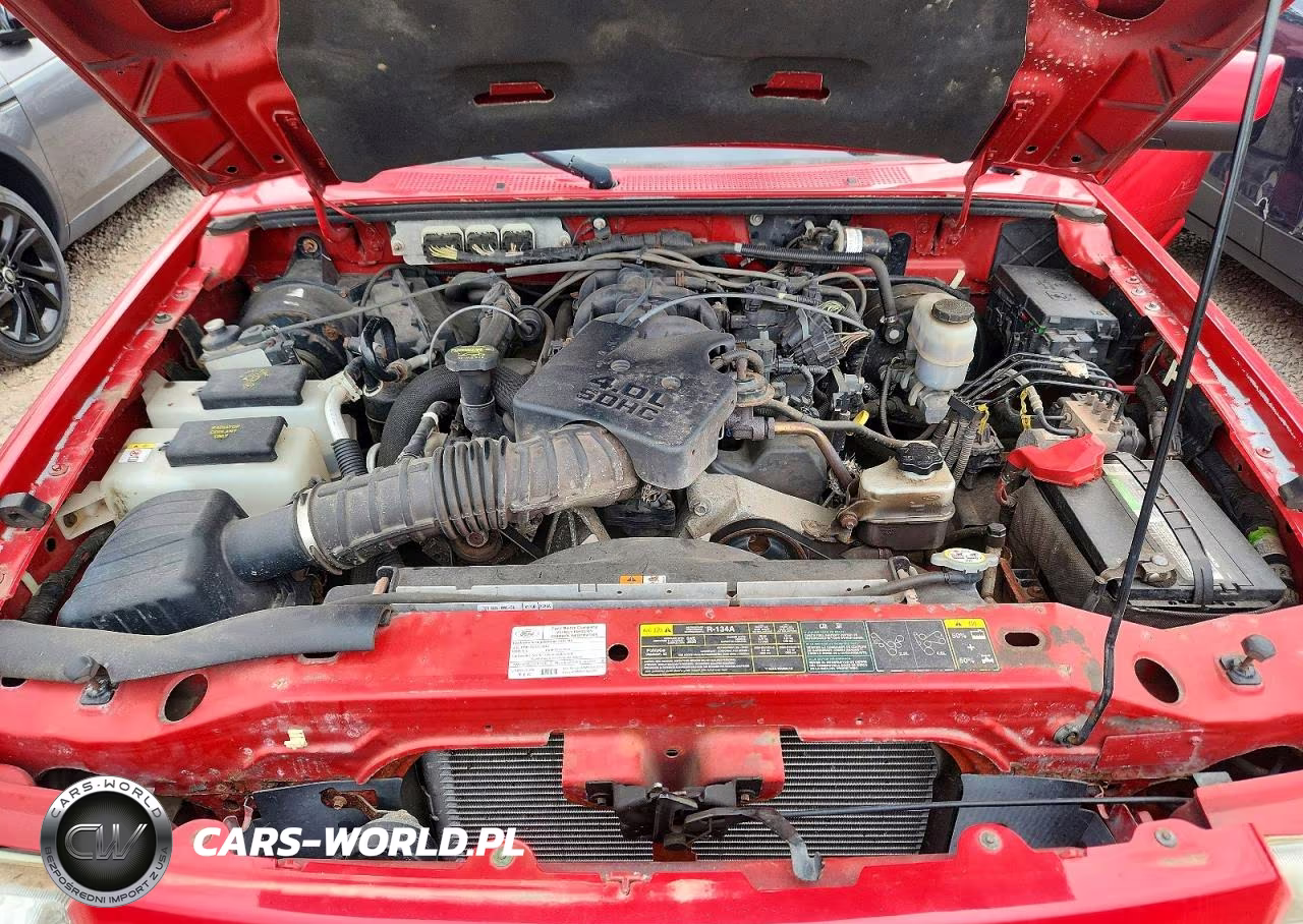 2010 Ford Ranger Super Cab VIN:1FTLR4FE7APA03998 - 11
