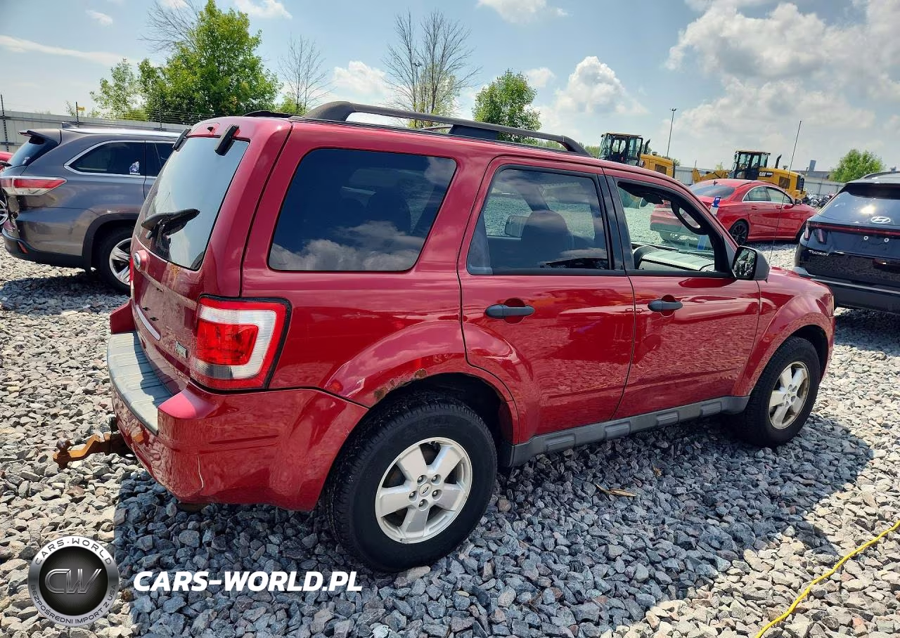 2010 Ford Escape Xlt VIN:1FMCU9DG8AKC92446 - 3