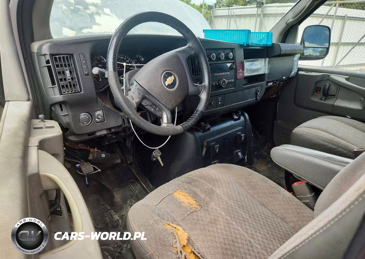 2011 Chevrolet Express G2500 VIN:1GCWGFCA4B1189116 - 8