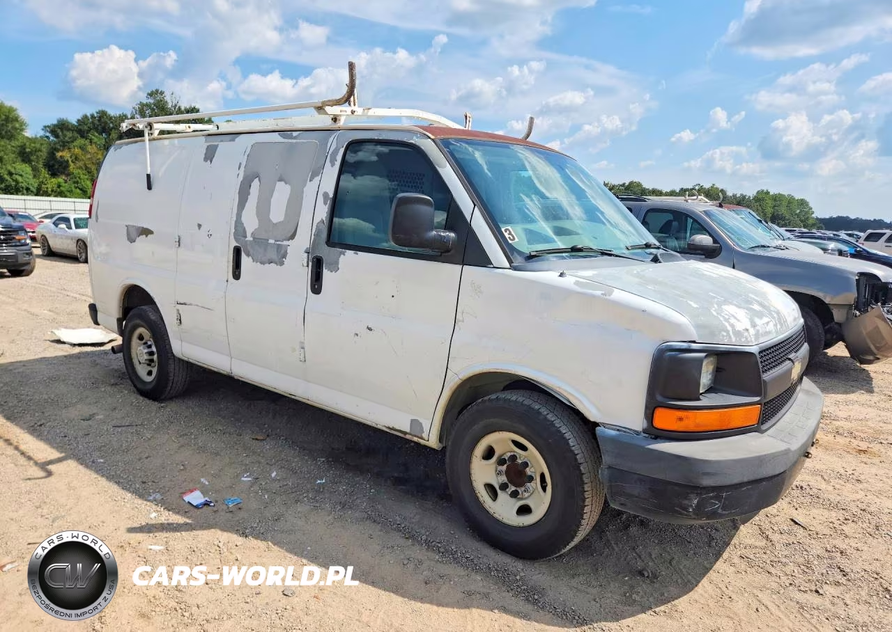 2011 Chevrolet Express G2500 VIN:1GCWGFCA4B1186846 - 4