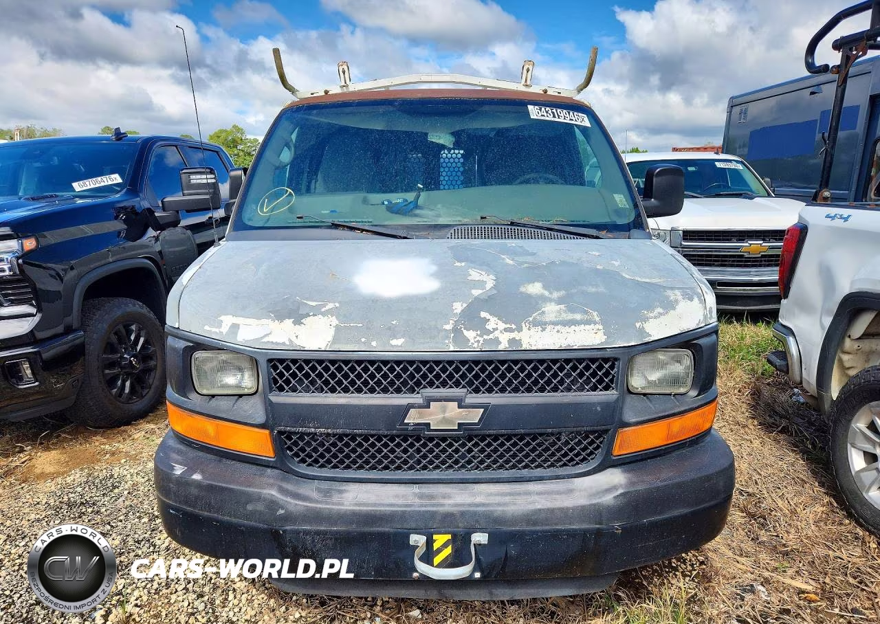 2011 Chevrolet Express G2500 VIN:1GCWGFCA7B1187425 - 5