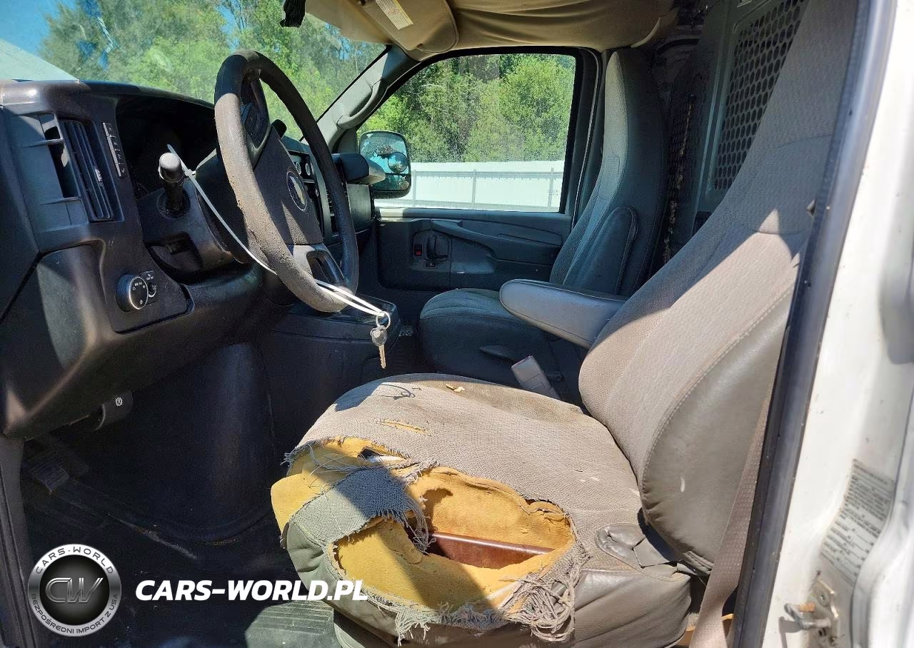 2011 Chevrolet Express G2500 VIN:1GCWGFCA7B1187425 - 7
