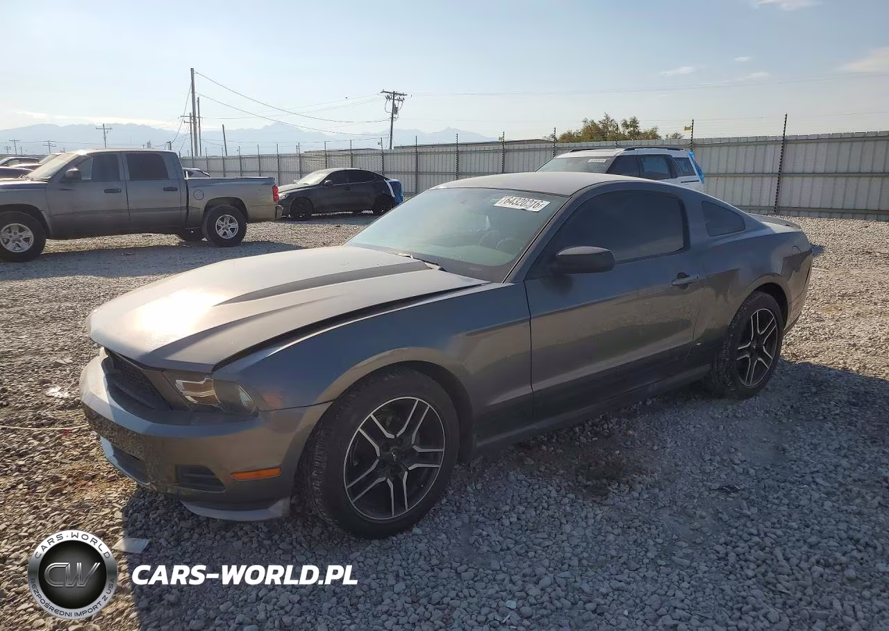 2010 Ford Mustang – zdjęcie 1 z 12