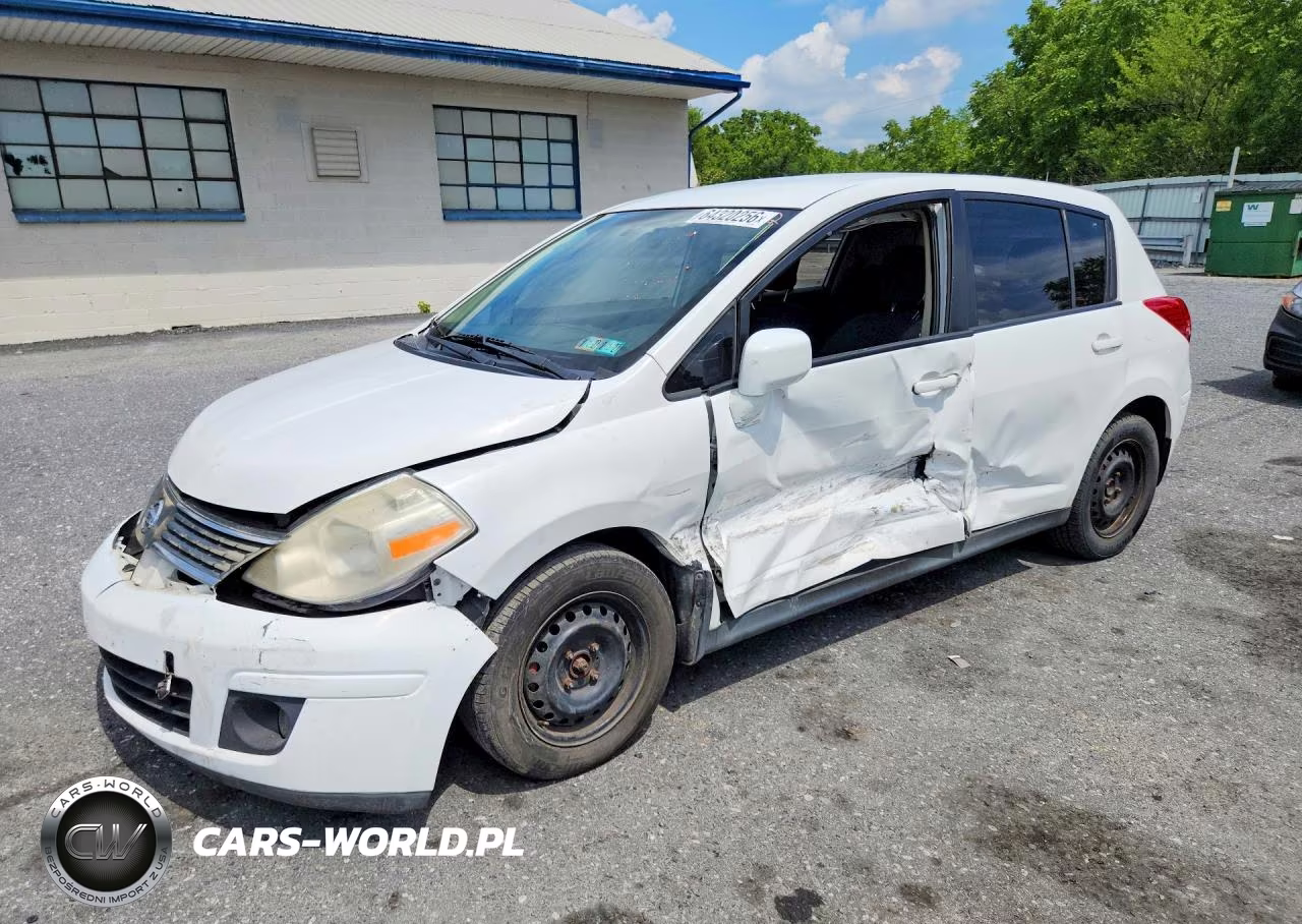 2009 Nissan Versa 1.8 S – zdjęcie 1 z 12