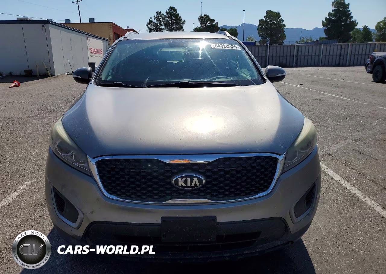 2016 Kia Sorento Lx V6 VIN:5XYPG4A59GG110500 - 5