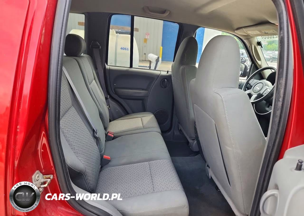 2006 Jeep Liberty Renegade VIN:1J4GL38K16W180912 - 11