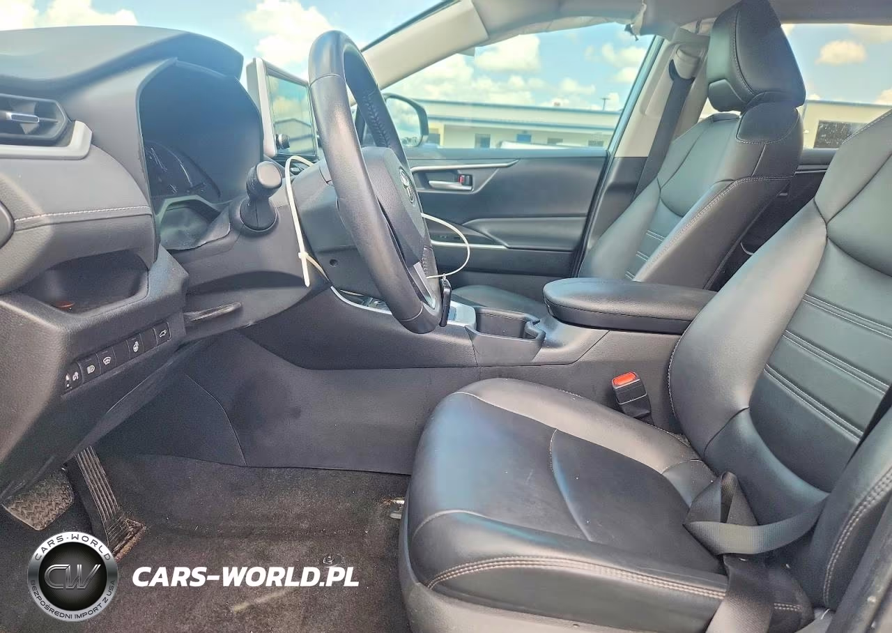 2023 Toyota Rav4 Xle Premium VIN:2T3C1RFV2PW285243 - 7