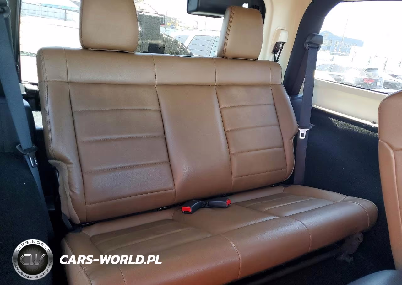 2011 Jeep Wrangler Rubicon VIN:1J4HA6D15BL621042 - 10