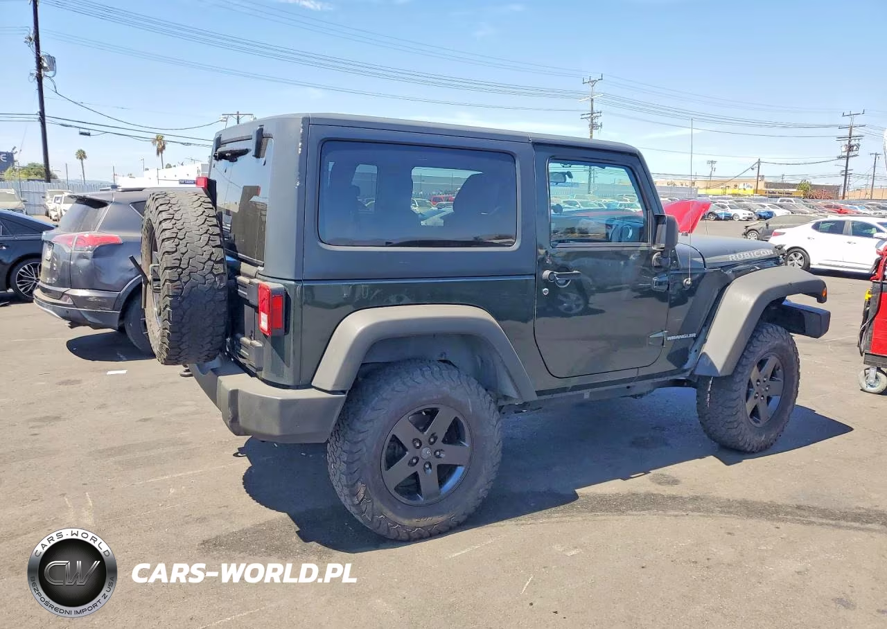 2011 Jeep Wrangler Rubicon VIN:1J4HA6D15BL621042 - 3