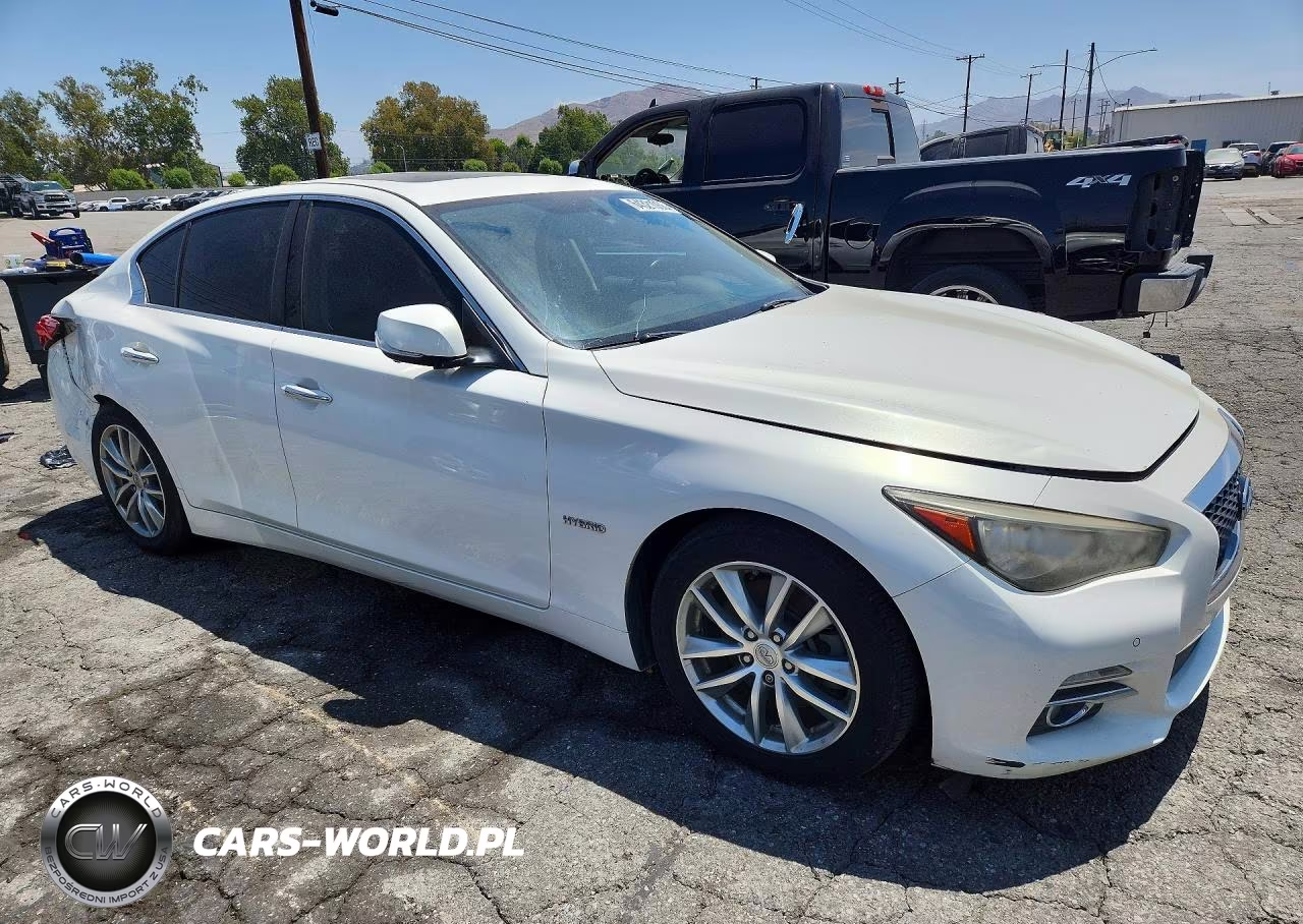 2014 Infiniti Q50 Hybrid Premium VIN:JN1AV7AP8EM690562 - 4
