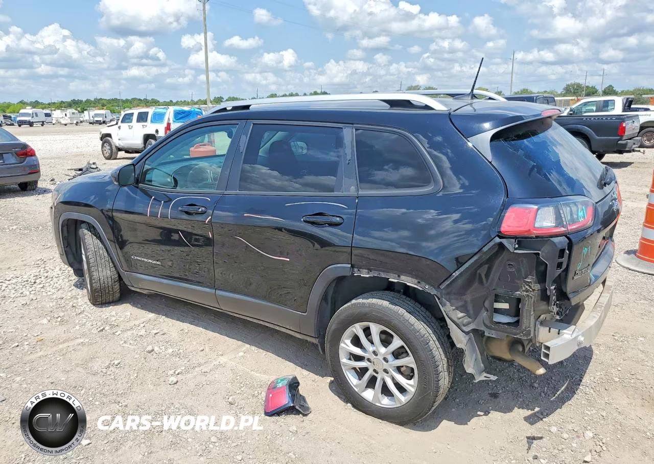 2021 Jeep Cherokee Latitude VIN:1C4PJLCB3MD169535 - 2