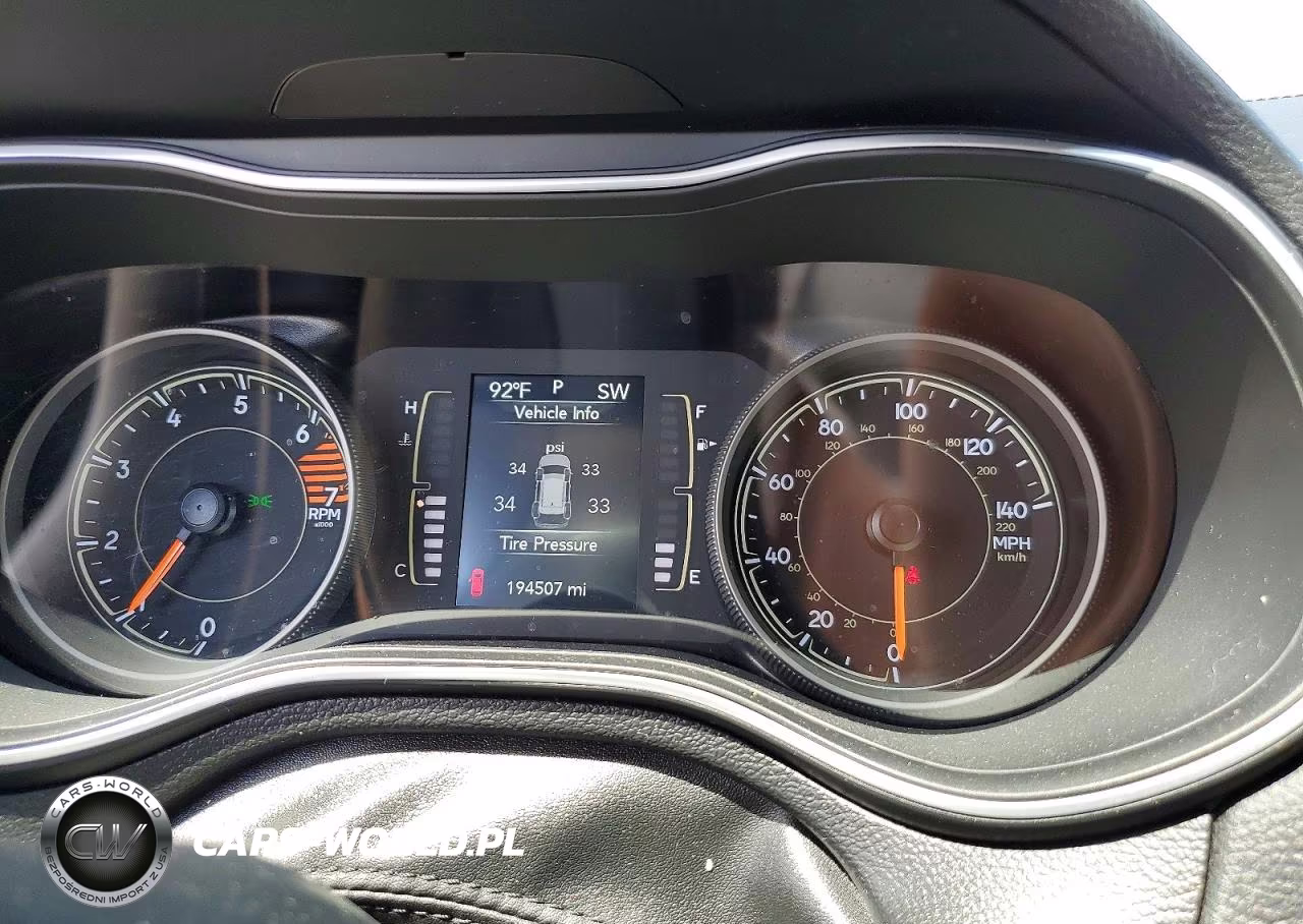 2021 Jeep Cherokee Latitude VIN:1C4PJLCB3MD169535 - 9