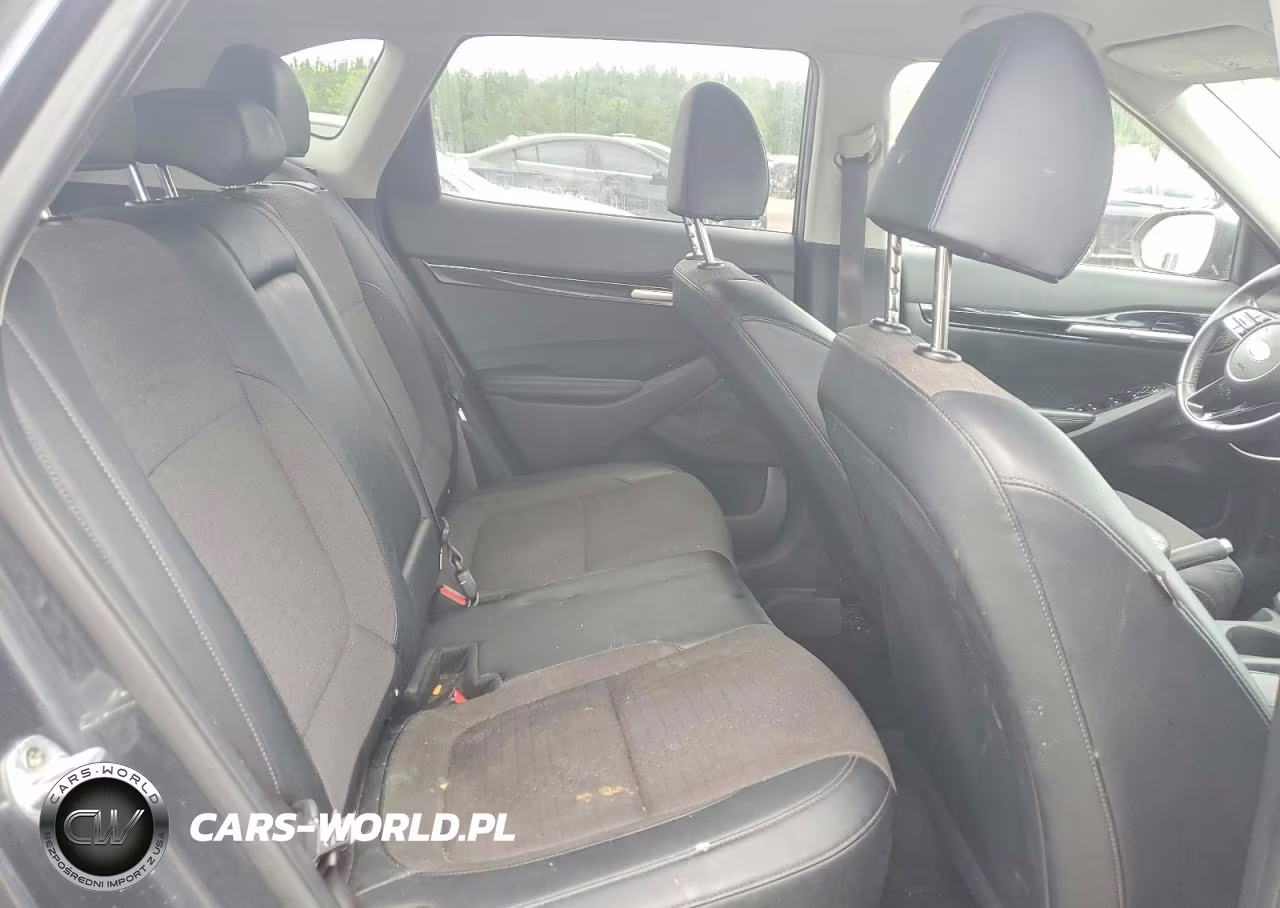 2021 Kia Seltos S VIN:KNDEU2AA1M7108606 - 10