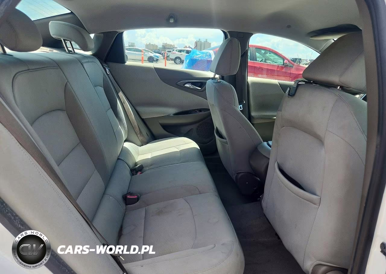2019 Chevrolet Malibu Ls VIN:1G1ZB5ST6KF227210 - 10