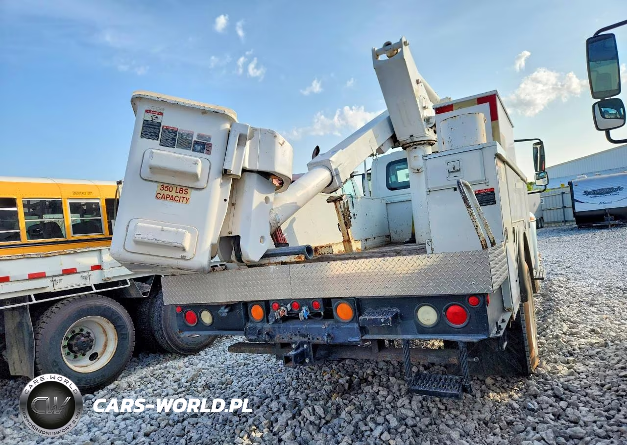 2007 International 4200 Bucket Truck VIN:1HTMPAFL27H340897 - 3