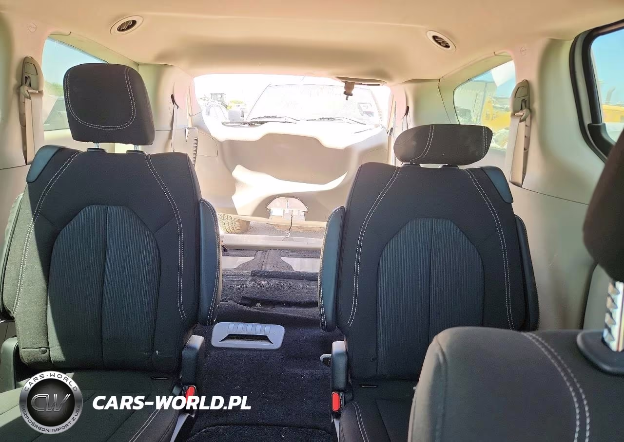 2023 Chrysler Voyager Lx VIN:2C4RC1CG2PR516745 - 10