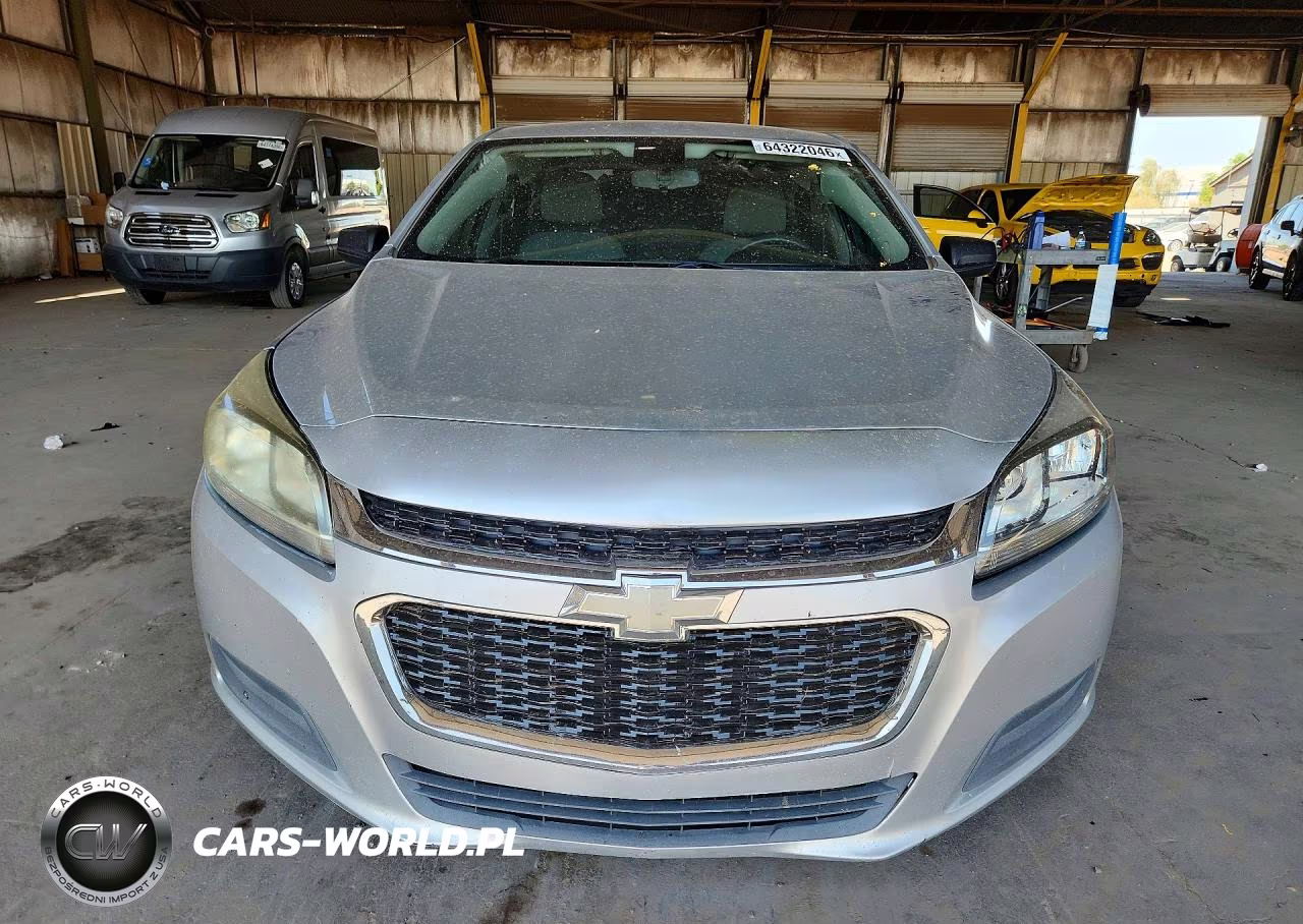 2015 Chevrolet Malibu Ls VIN:1G11B5SL4FF135144 - 5