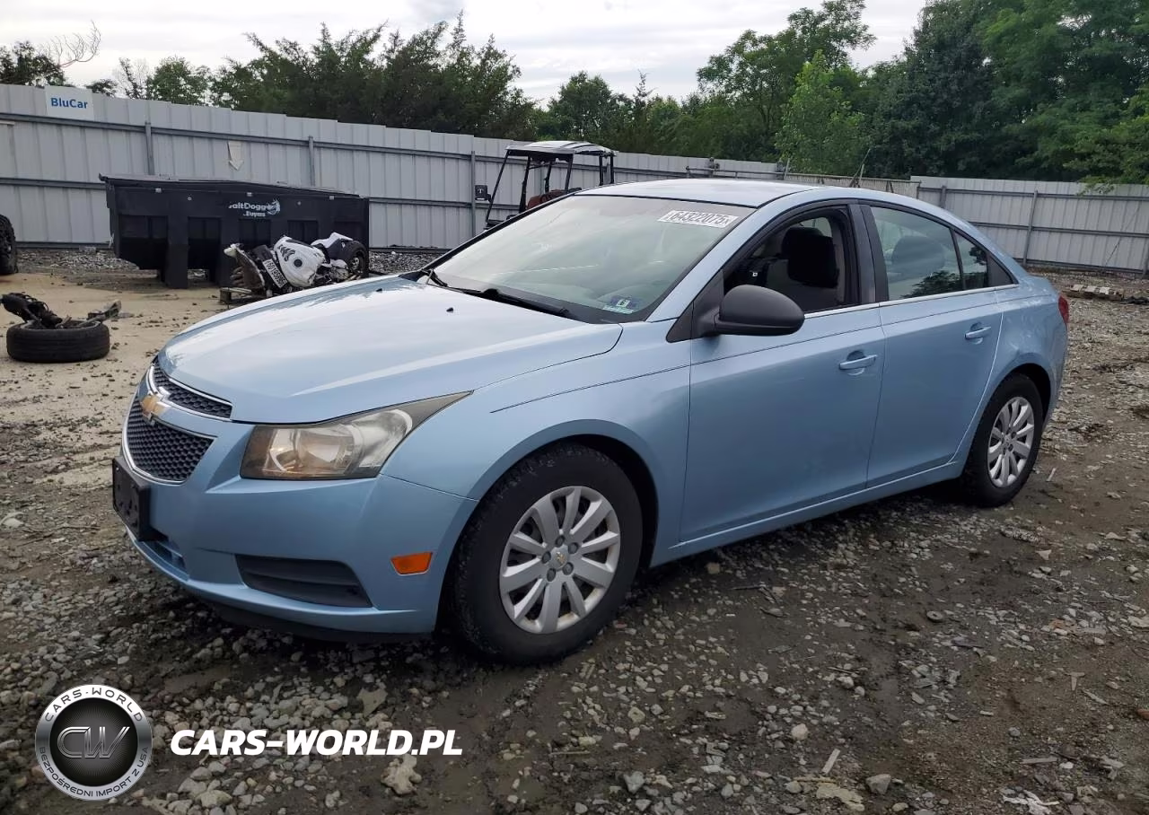 2011 Chevrolet Cruze Ls – zdjęcie 1 z 12